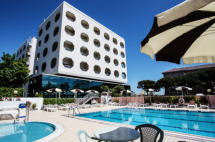 Esterno Hotel san pietro, hotel 4 stelle sul lungomare di cesenatico con piscina e formula all inclusive per le vacanze delle famiglie con bambini a cesenatico, in romagna