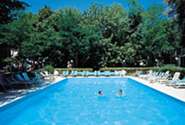 offerta hotel per le vacanze delle famigli con i bambini gratis a settembre in romagna