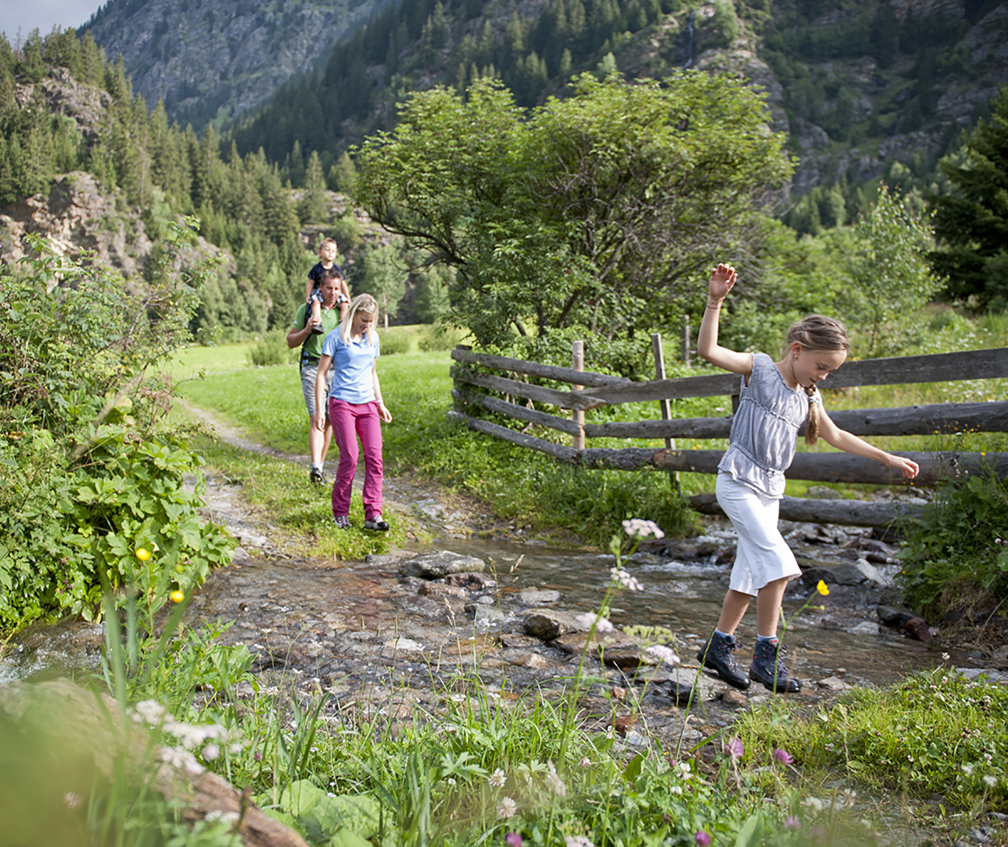 L'Hotal Schneeberg è un family 4 stelle per le vacanze delle famiglie con bambini in Val Ridanna
