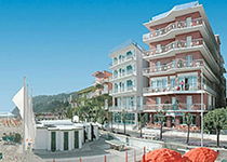 hotel international, hotel 3 stelle economico direttamente sul mare per le famiglie e per i bambini a gabicce mare (PU), vicino a cattolica
